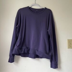 Target size L purple sweatshirt with pockets